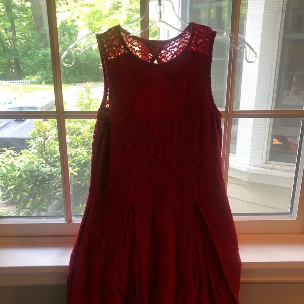 Girl’s Abercrombie kids lace dress